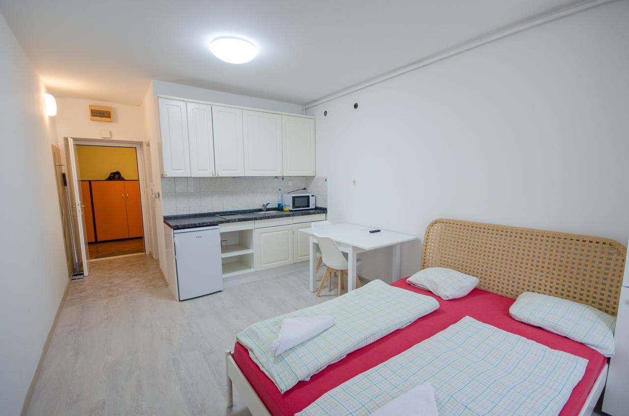 Apartment Trzaska With Free Parking Ljubljana Exterior photo