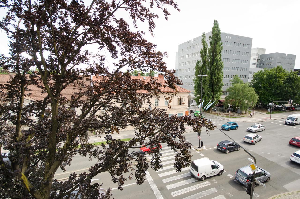 Apartment Trzaska With Free Parking Ljubljana Exterior photo
