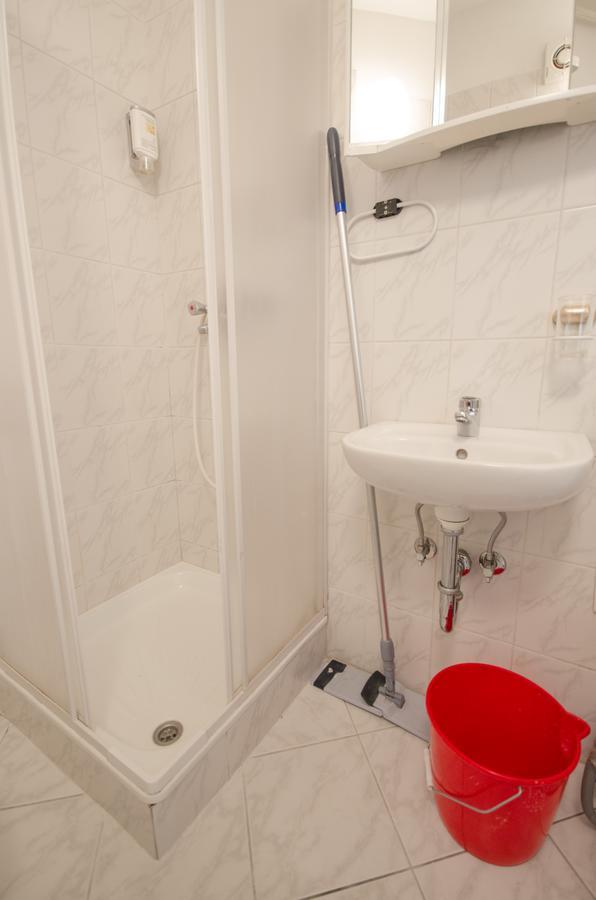 Apartment Trzaska With Free Parking Ljubljana Exterior photo